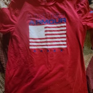 Under Armour Tee, Medium, Red